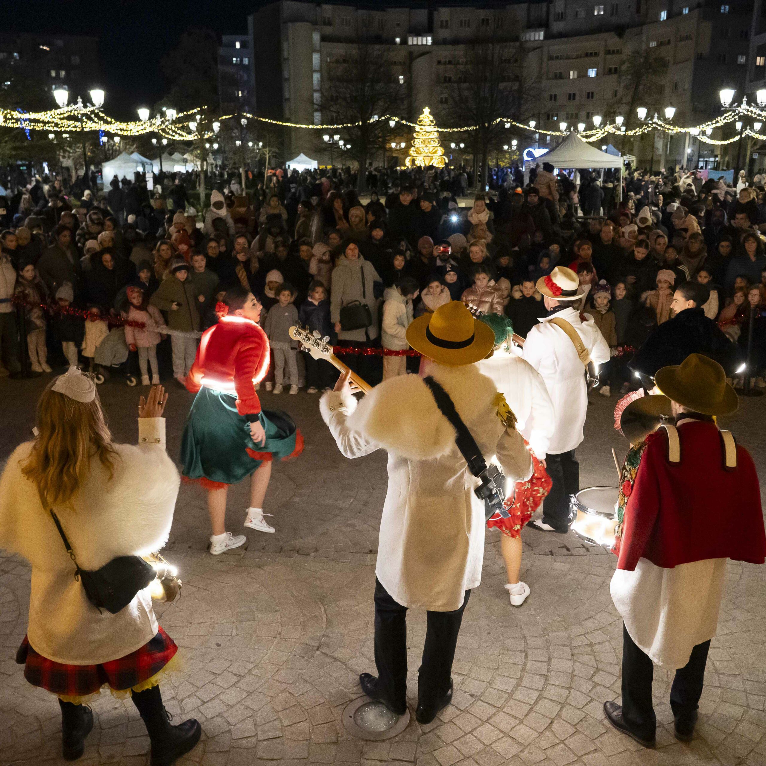 ILLUMINATIONS_NOEL_FETES_TELETHON_LANCEMENT_AL-13